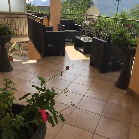 Da Regina Alloggio per agriturismo Tramonti